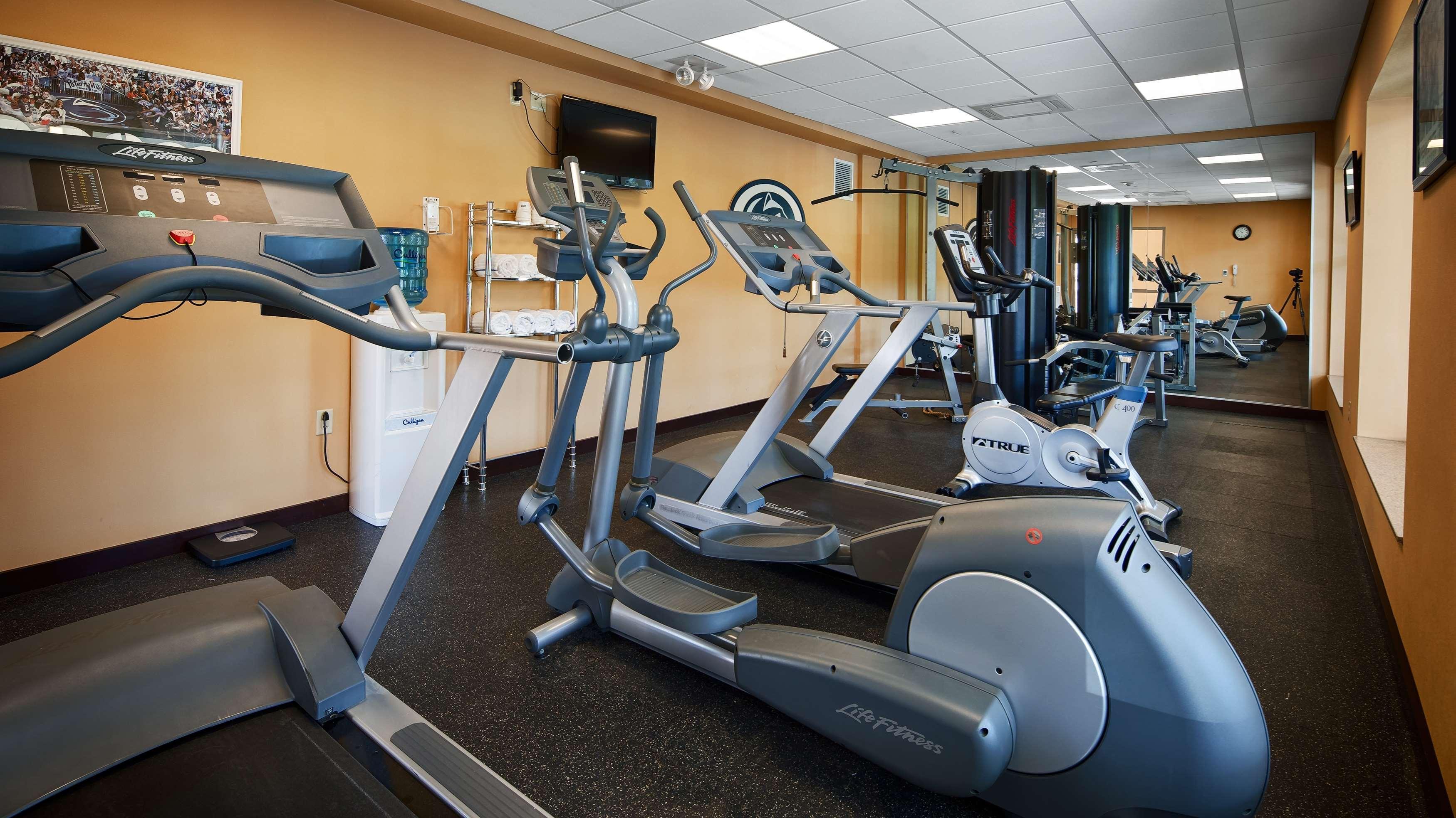 Best Western Plus University Park Inn & Suites State College Buitenkant foto