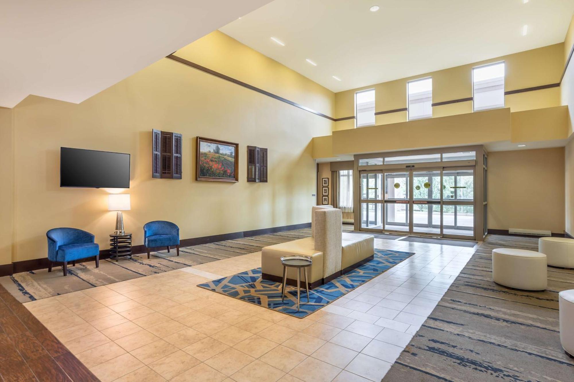 Best Western Plus University Park Inn & Suites State College Buitenkant foto