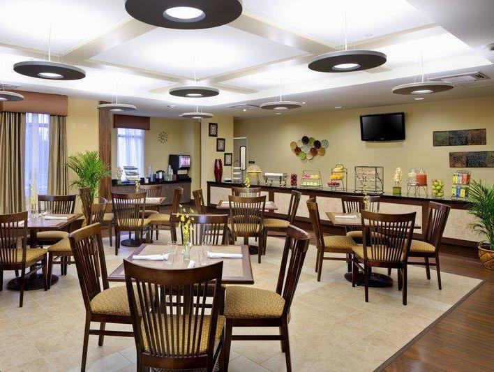 Best Western Plus University Park Inn & Suites State College Buitenkant foto