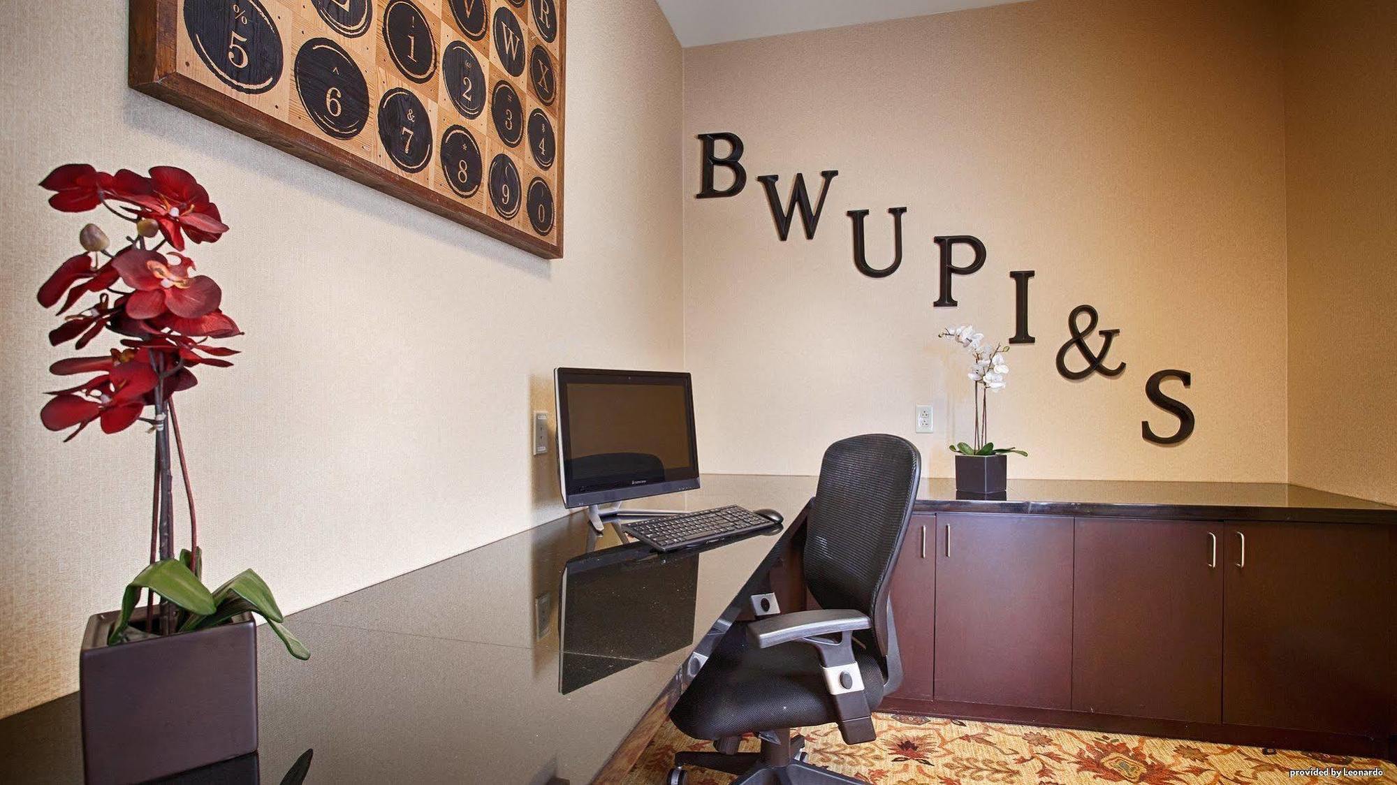 Best Western Plus University Park Inn & Suites State College Buitenkant foto
